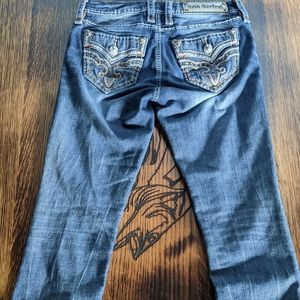 Women's Rock Revival Delara mid rise curvy crop size 25